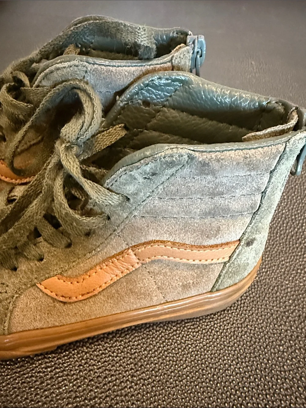 Vans Olive Green Gum Suede High-Top Sneakers size 11